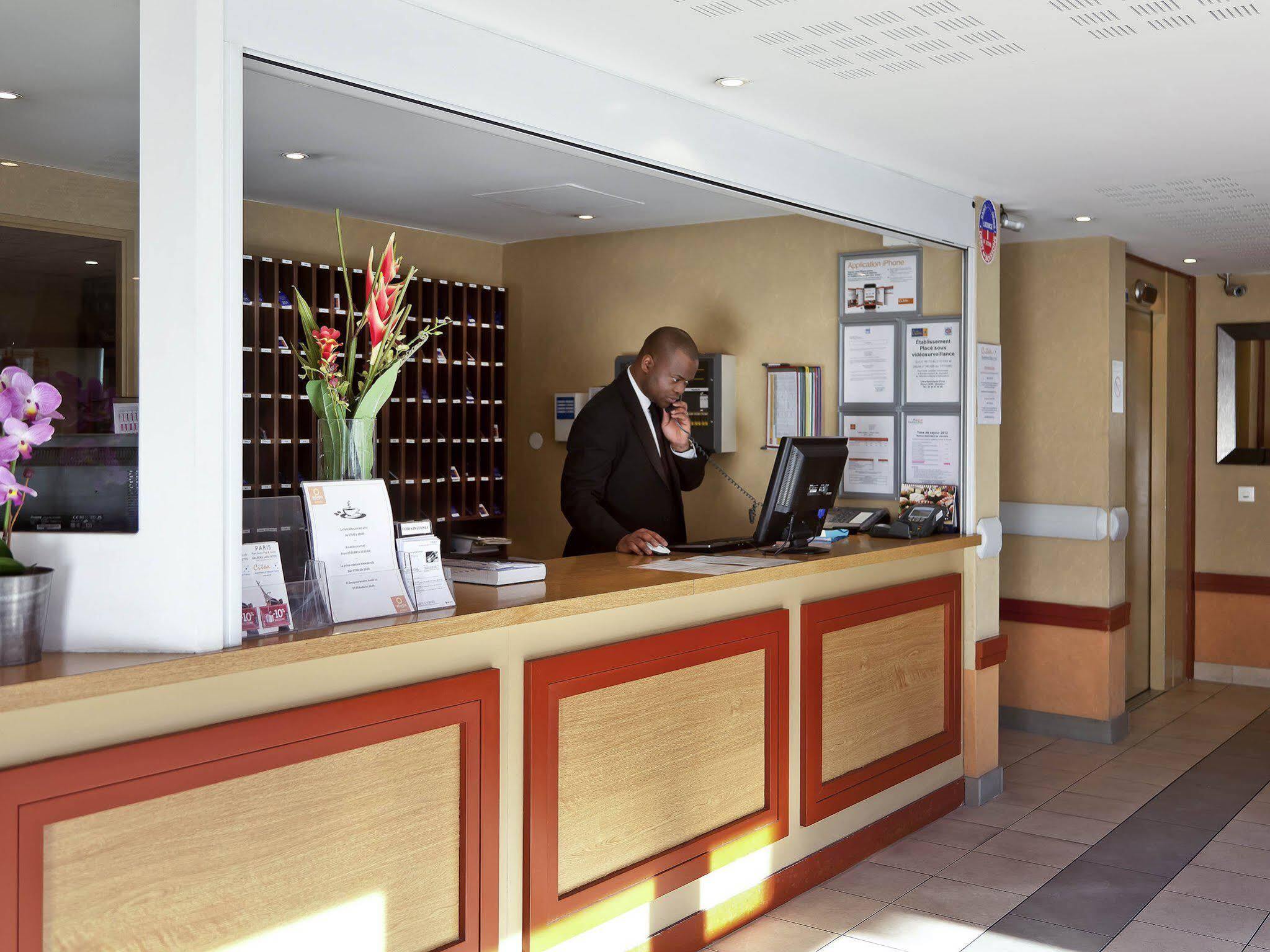 Aparthotel Adagio Access Paris Saint-Denis Pleyel Exteriör bild